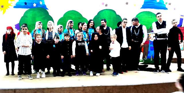 3 ARALIK DÜNYA ENGELLİLER GÜNÜ KUTLANDI. AKYAZI’DAKİ ÖZEL ÇOCUKLARDAN COŞKULU KUTLAMA