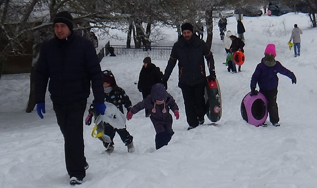 Abant'ta şambrel eğlencesi: Kayak pistine çevirdiler