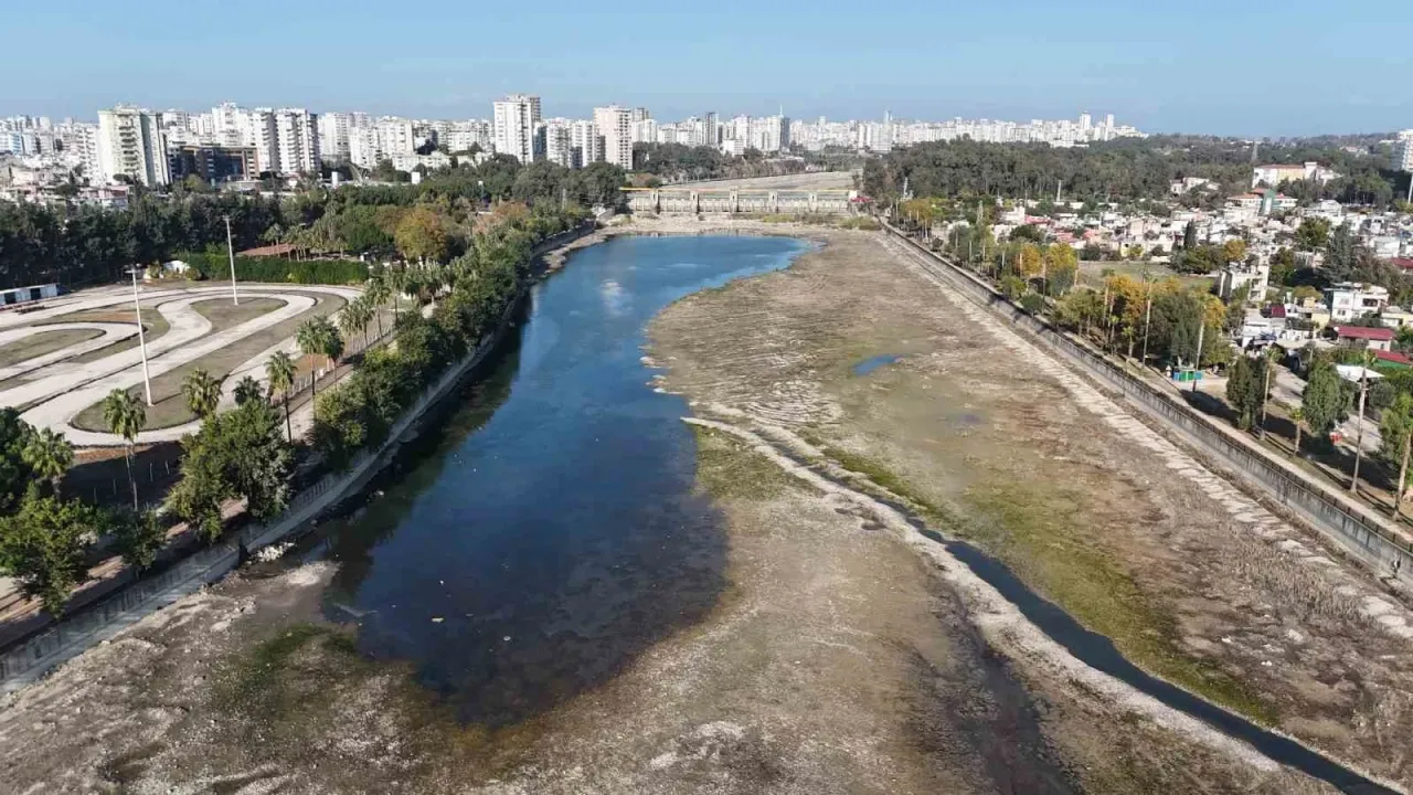 Adana’da son 52 yılın en kurak dönemi: Nehre ve kanallara su verilmiyor