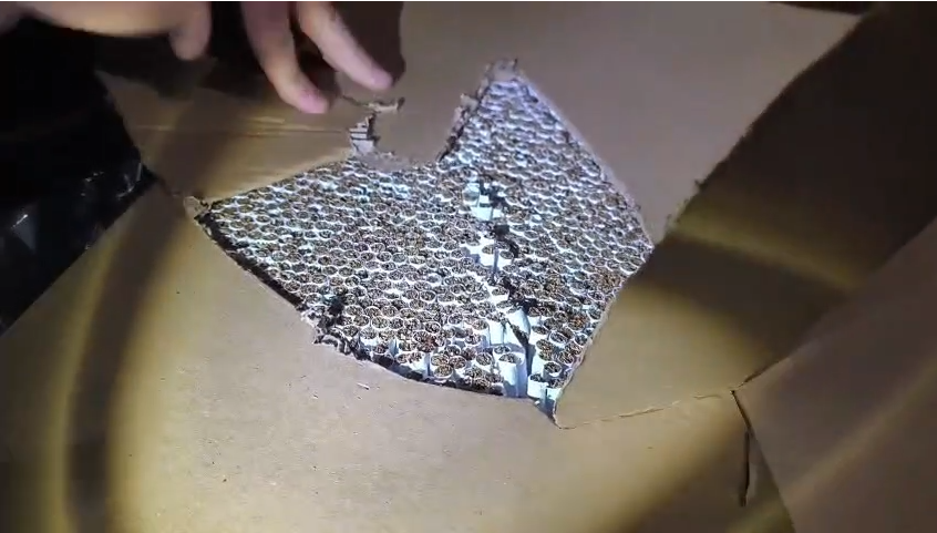 Adana'dan Sakarya'ya fındık kabuğu getiren TIR'dan kaçak sigara çıktı