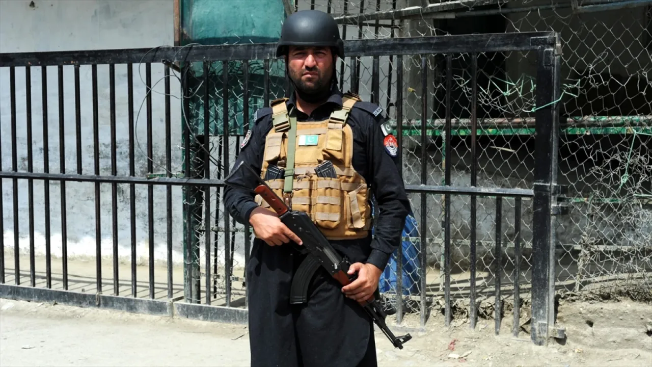 Afganistan ve Pakistan sınırında çatışma yaşandığı bildirildi