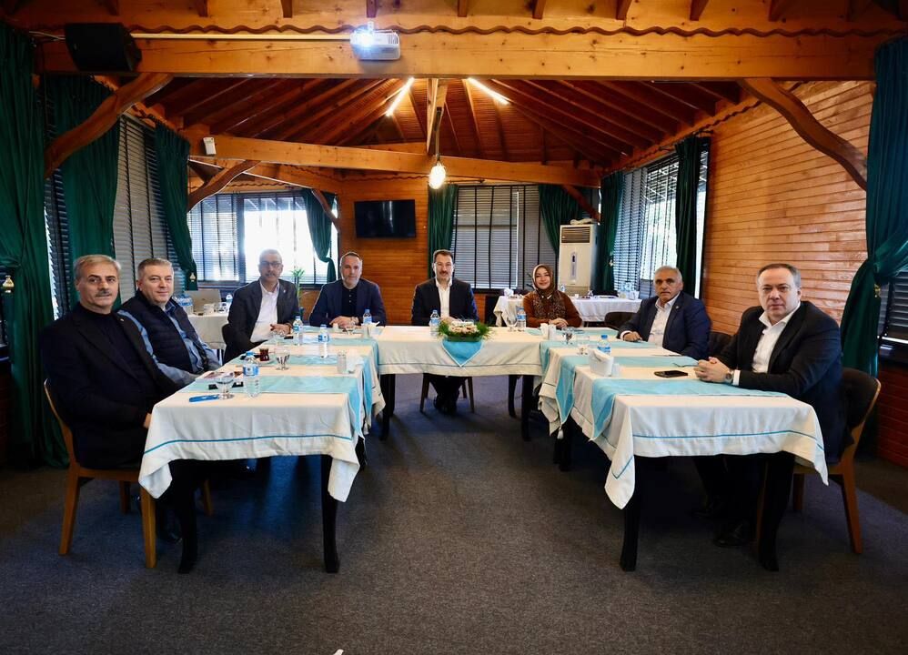 AK Parti’den şehrin geleceği için zirve