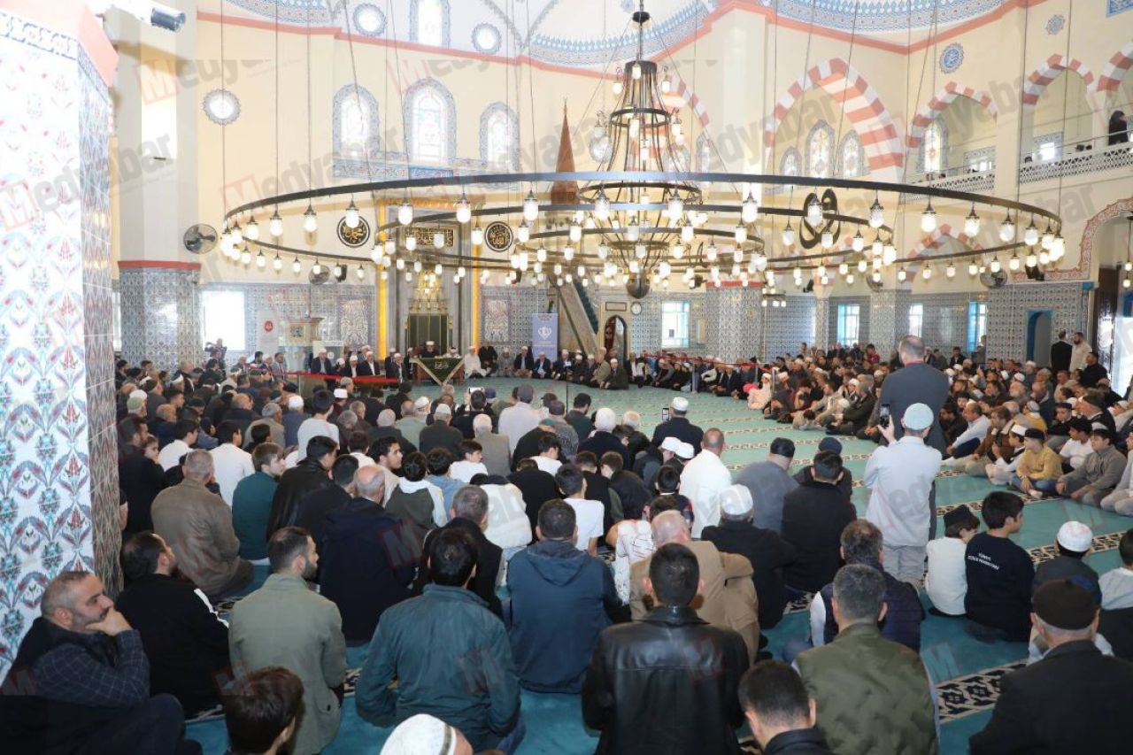 Akyazı’da 47 hafıza için İcazet Töreni