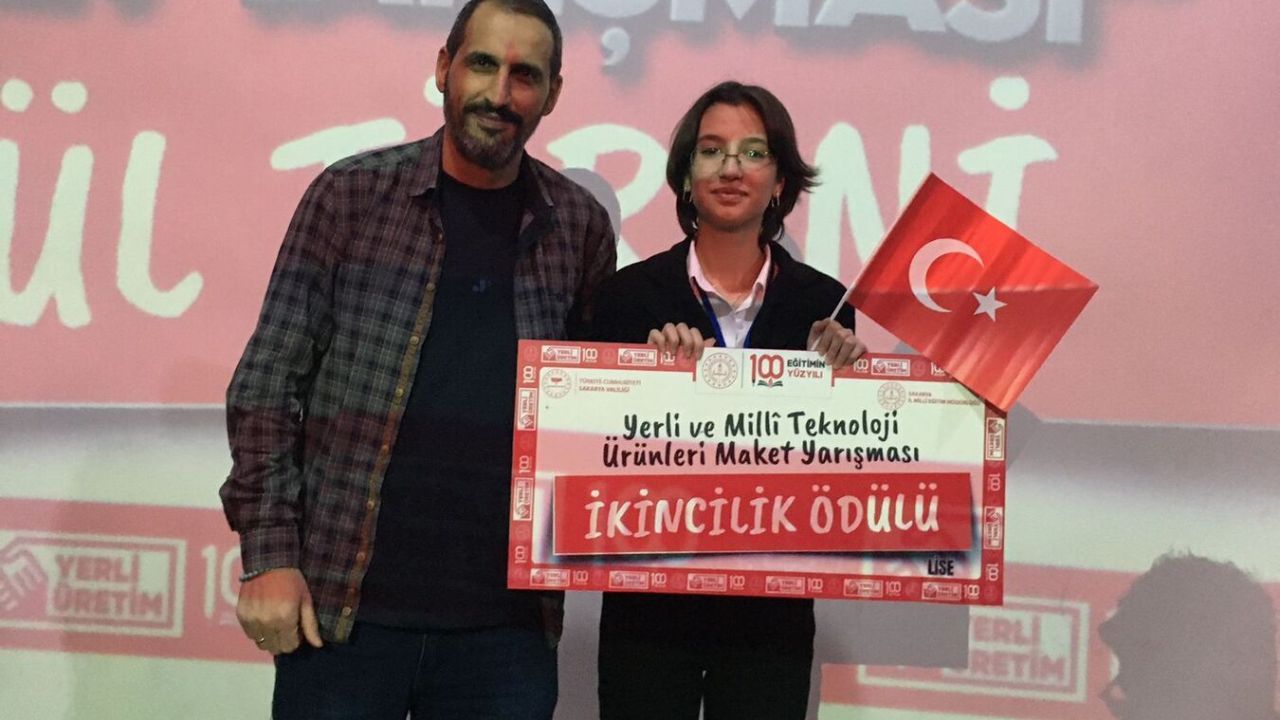 Akyazı Eyyup Genç Fen Lisesi'nden büyük başarı!