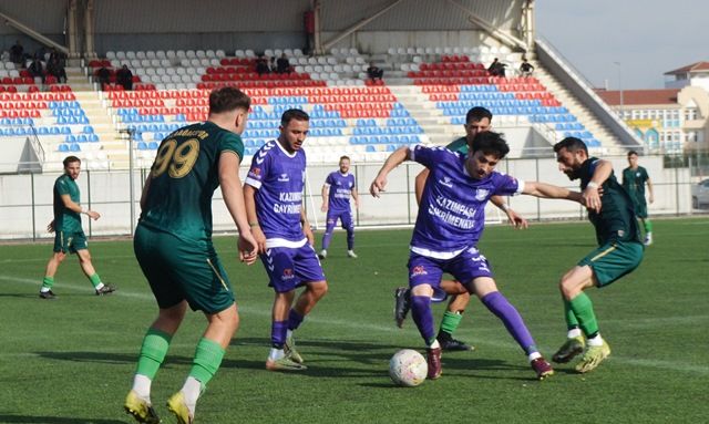 Alaağaçspor dip yaptı 5-1