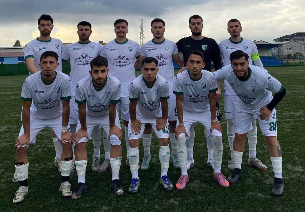 Alaağaçspor geriden geldi: Kritik 3 puanı kaptı