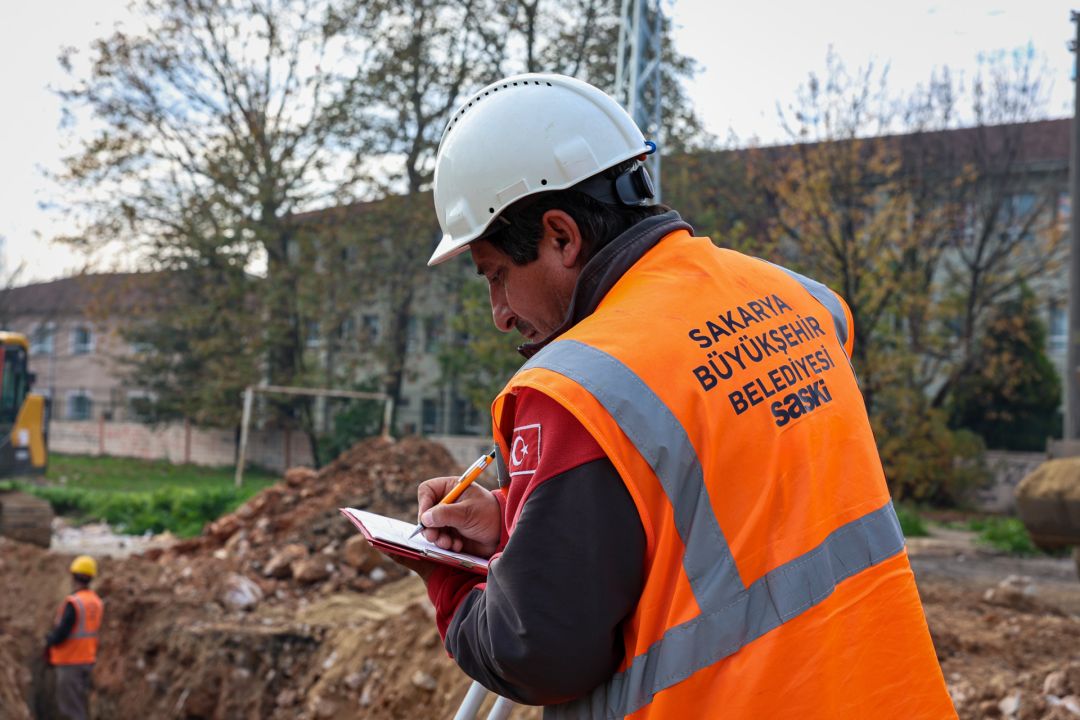 Alparslan Türkeş Caddesi’nde duble yol öncesi altyapı güçlendiriliyor