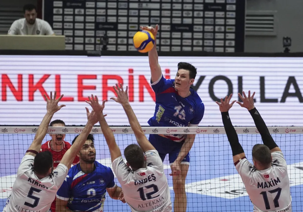 Altekma - İstanbul Büyükşehir Belediyespor