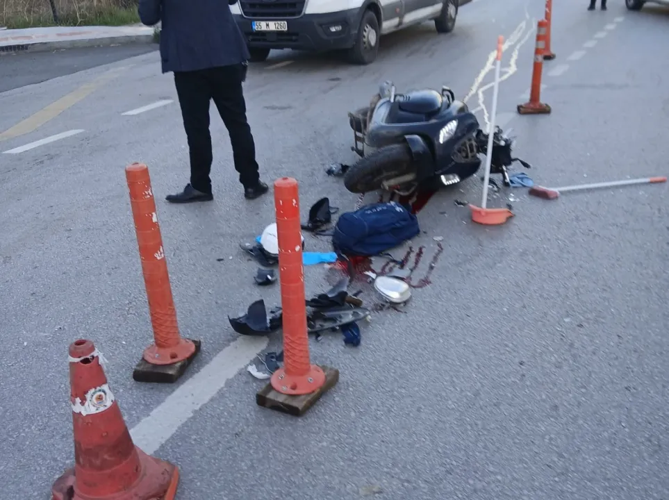 Ambulansın çarptığı üniversite öğrencisi, öldü