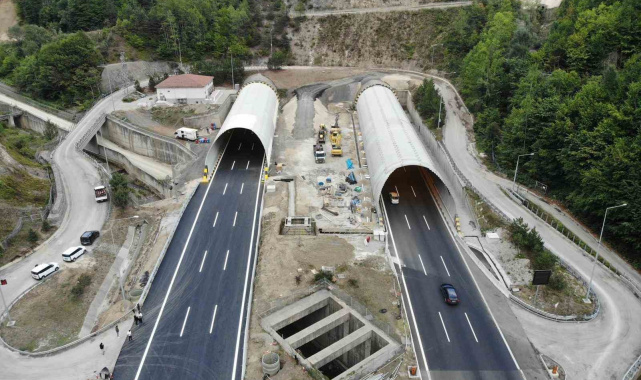 Anadolu Otoyolu Bolu Dağı geçişinde İstanbul yönü 5 saat trafiğe kapatılacak