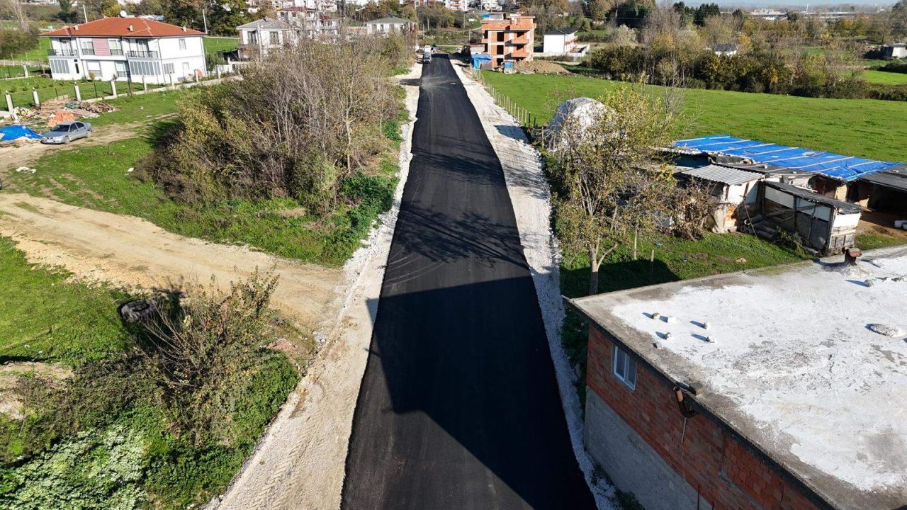 Arifiye'de Büyükdere - Yukarı Kirazca yolu asfaltlandı