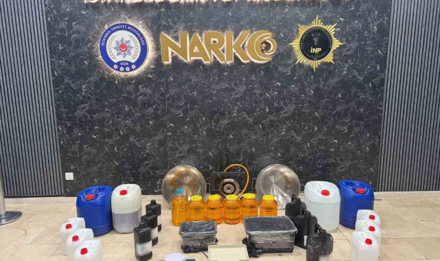 Arnavutköy'de lüks villada uyuşturucu operasyonu: 47 kilo uyuşturucu maddeye de el konuldu