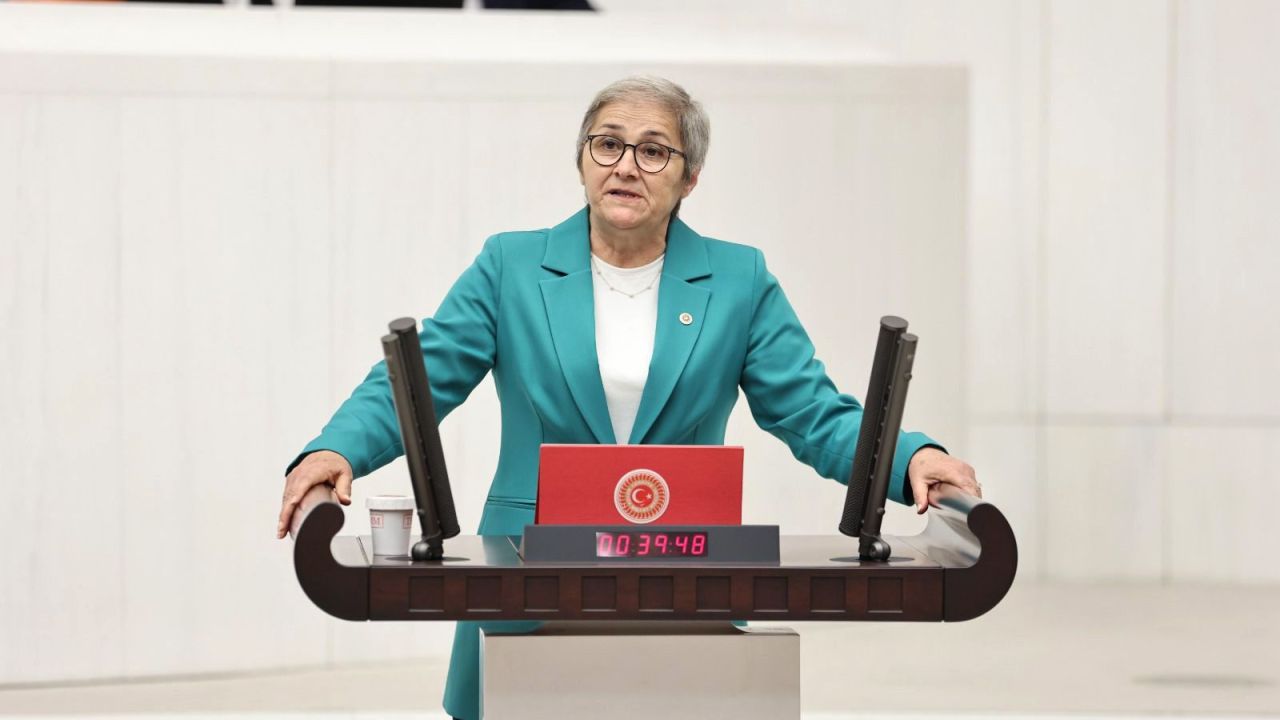 Ayça Taşkent Kocaali Belediyesi’ndeki yolsuzluk iddialarını İçişleri Bakanı’na sordu