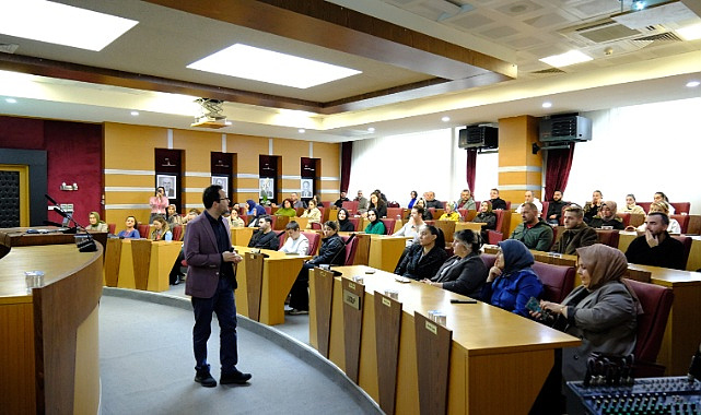 Bağımlılıkla Mücadelede Erken Farkındalık Vurgusu