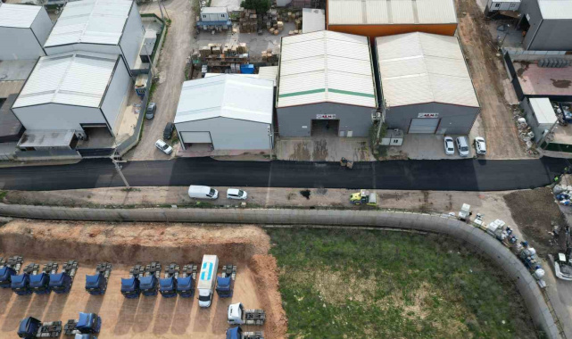 Balçık Mahallesi'nde yollar yenileniyor