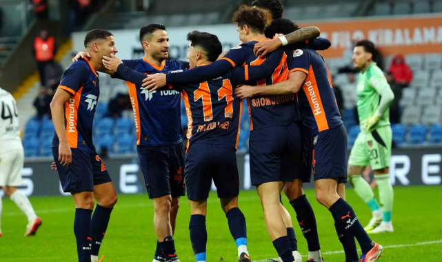 Başakşehir, bu sezon ikinci kez üst üste kazandı