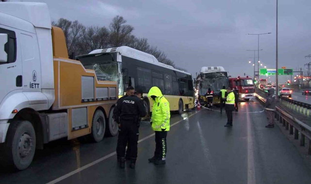Başakşehir'de 3 İETT otobüsü çarpıştı, 5 yolcu yaralandı