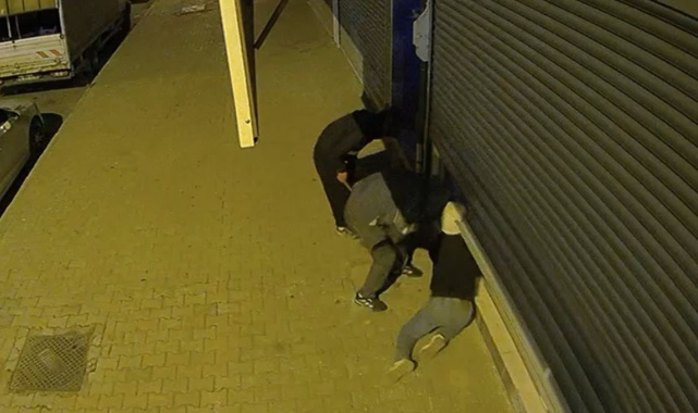 Başakşehir'de klima hırsızlığı kamerada