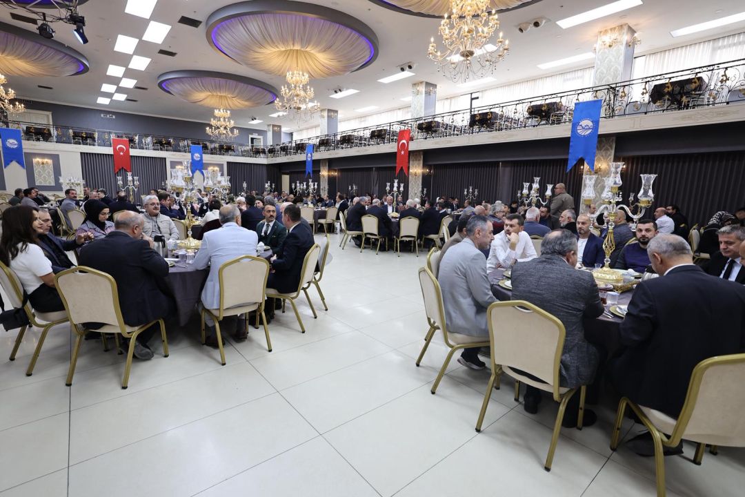 Başkan Alemdar maarif ailesiyle buluştu