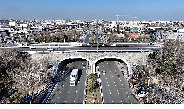 Başkan Altay: “Marangozlar Kavşağı Tüm Şeritleri ve Yonca Bağlantılarıyla Hizmet Vermeye Başladı”