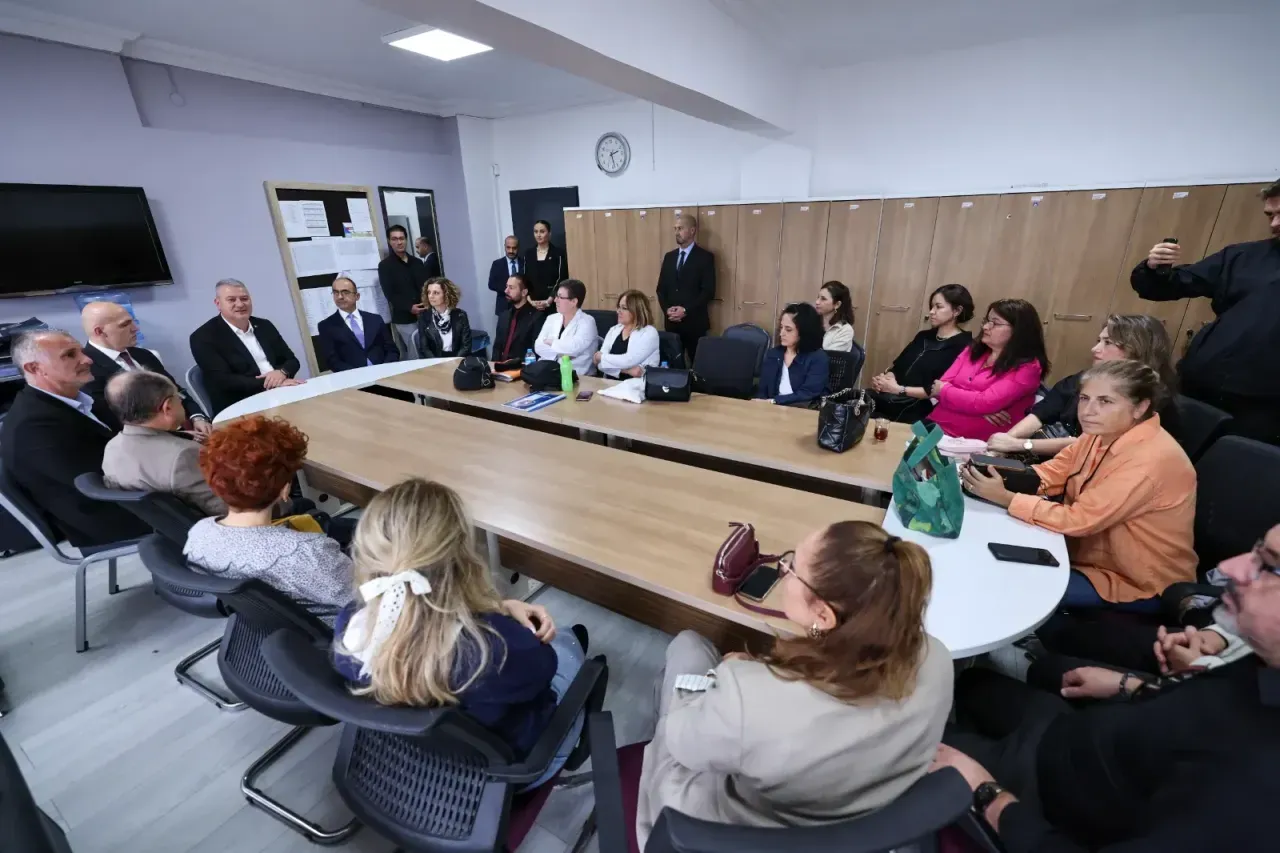 Başkan Çelik öğrencilerle bir araya geldi!