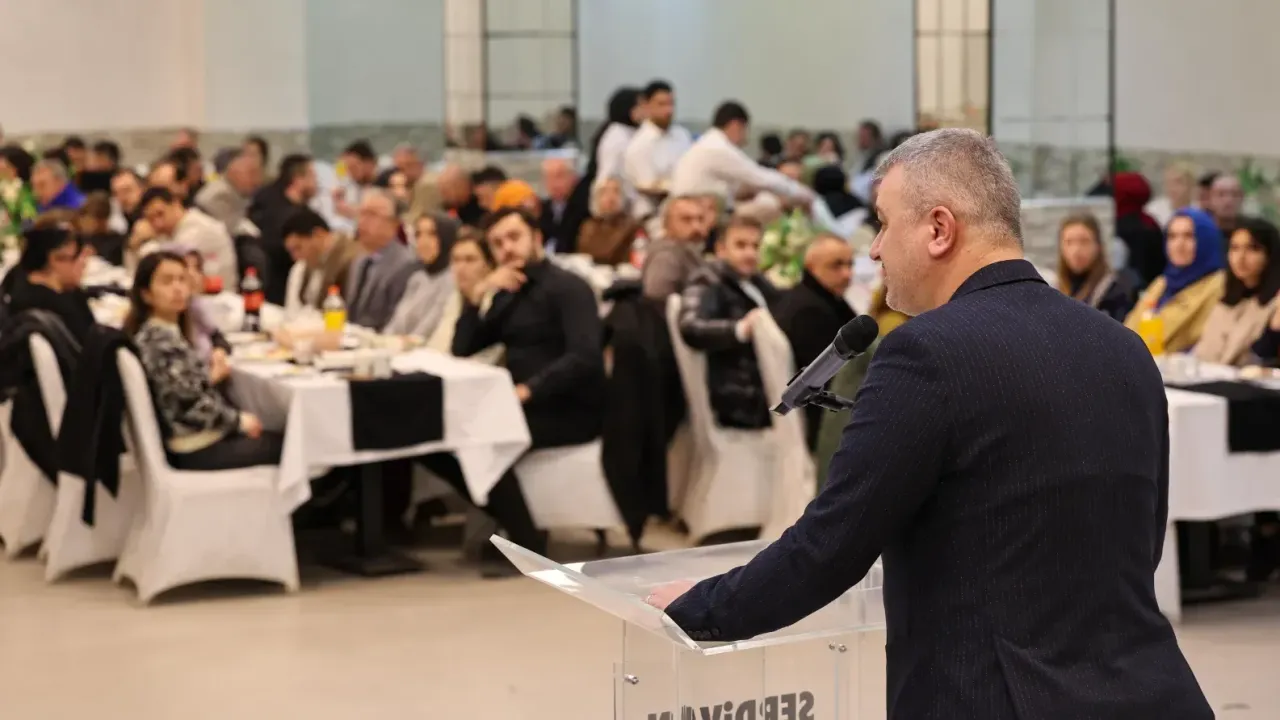 Başkan Çelik, Serdivan belediye personelleri ile bir araya geldi