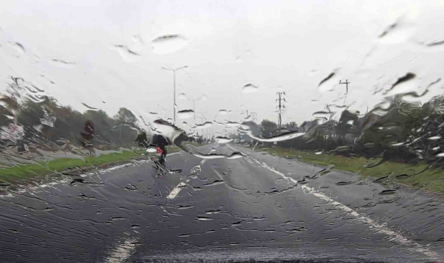 Batı Karadeniz'de sağanak yağış uyarısı