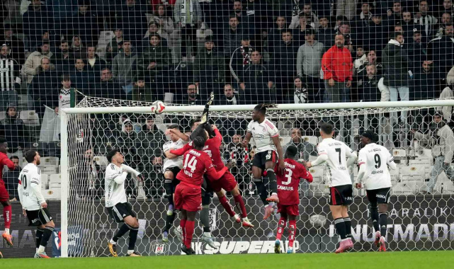 Beşiktaş yine kalesini gole kapatamadı