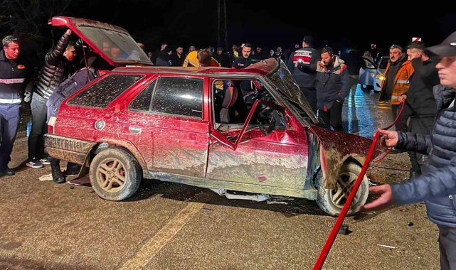 Bolu'da Abant yolunda feci kaza: 1'i ağır 6 yaralı