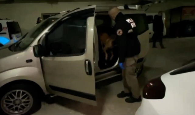 Bolu'da arabaya zulalanmış uyuşturucuyu 'Pako' buldu