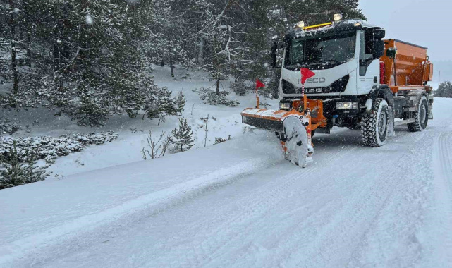 Bolu'da kar seferberliği: Kapalı köy yolu yok