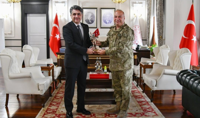 Bolu'da yeni Tugay komutanı Öztürk göreve başladı