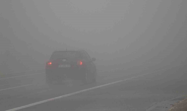 Bolu Dağı'nda göz gözü görmüyor: Görüş mesafesi 25 metreye düştü