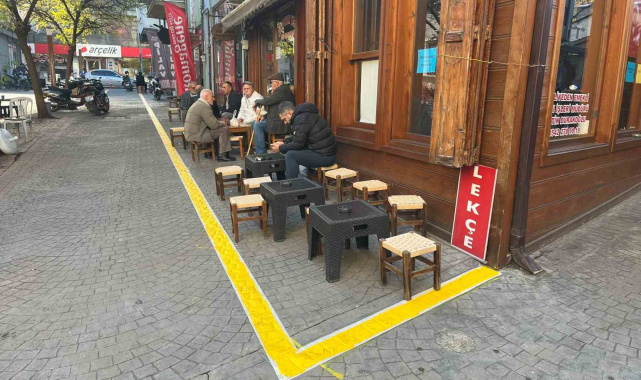 Boyalı çizgiyi geçmek yasak