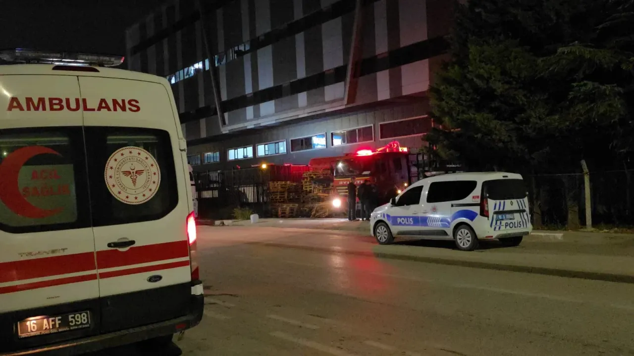 Bursa'da tekstil atölyesinde çıkan yangın söndürüldü