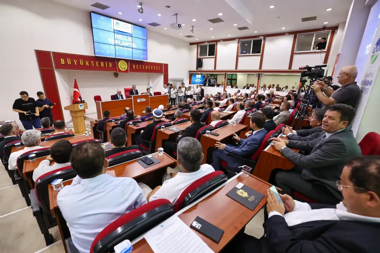 Büyükşehir meclisi toplanıyor: 19 adet iş makinası alınacak