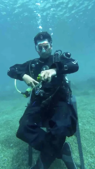 Çanakkale Boğaz’ında iddialı dalış denemesi; Hedefi 36 saat su altında kalmak