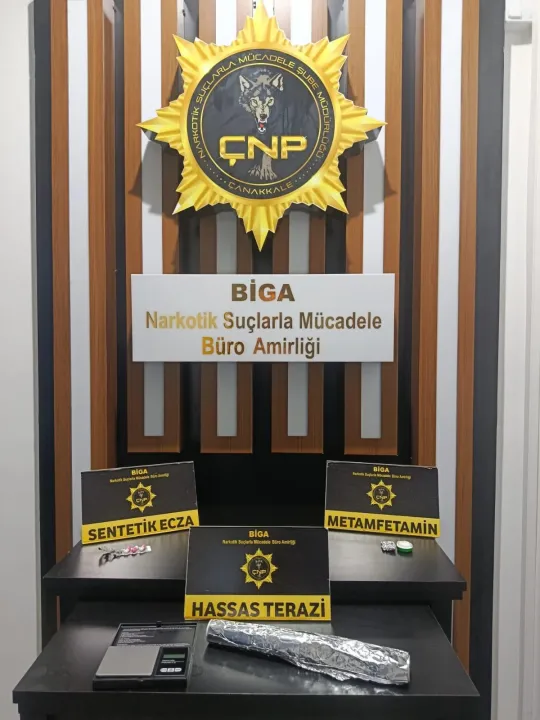 Çanakkale'de uyuşturucu operasyonunda yakalanan 2 şüpheli tutuklandı