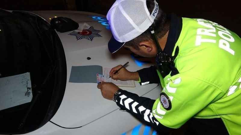 Çarşı Merkezinde seyir halindeki Pat Pat Sürücüsü Alkollü çıktı