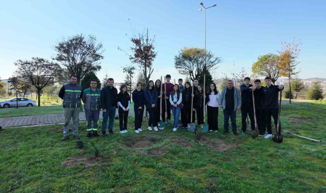 Çayırova'da öğrenciler doğayla buluştu