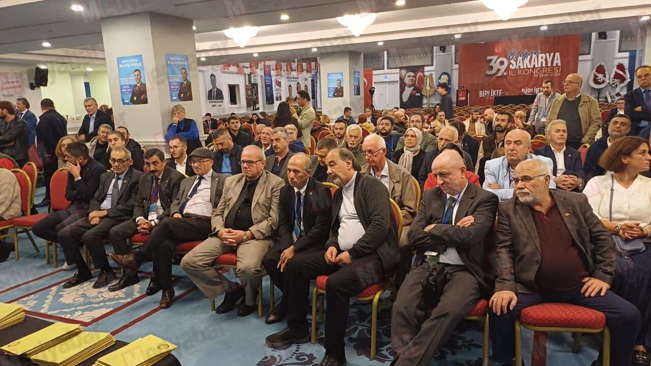 CHP Sakarya'da Curoğlu Güven Tazeledi