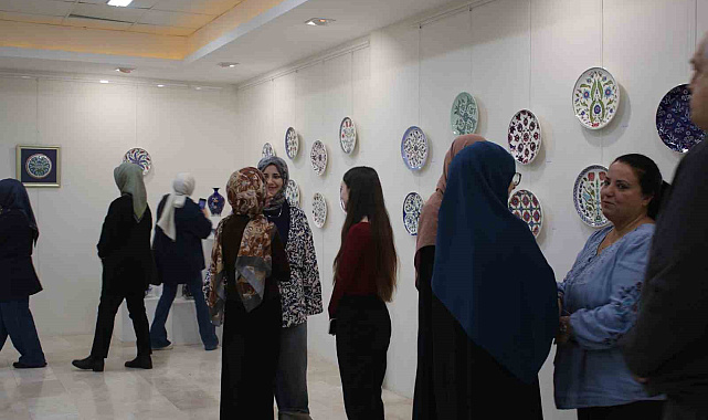 Çini Sanatı SAÜ'de sergilendi