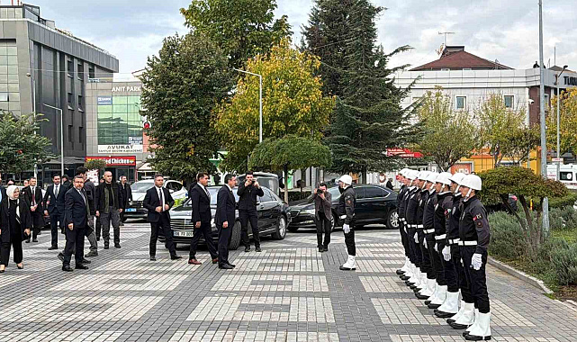 Cumhurbaşkanı Yardımcısı Yılmaz Düzce'de