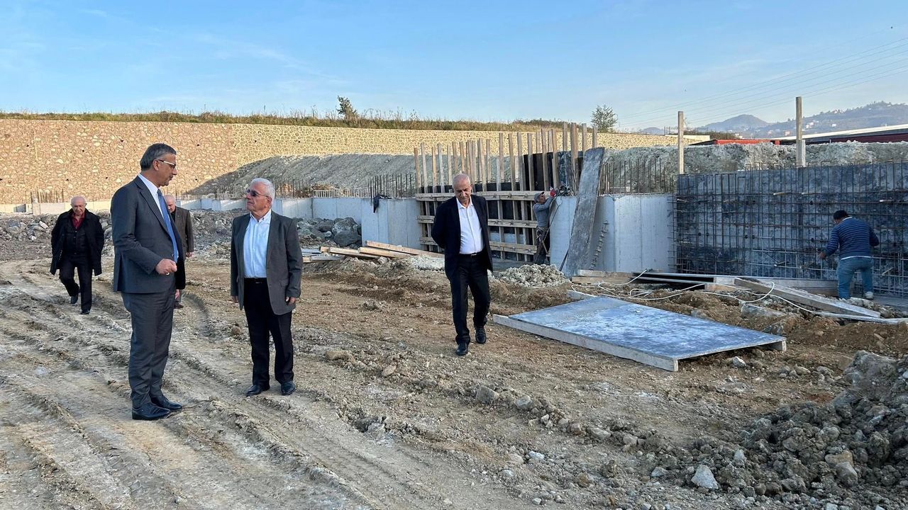 Çünkü başka konuşacak bir şey bırakmadı!..