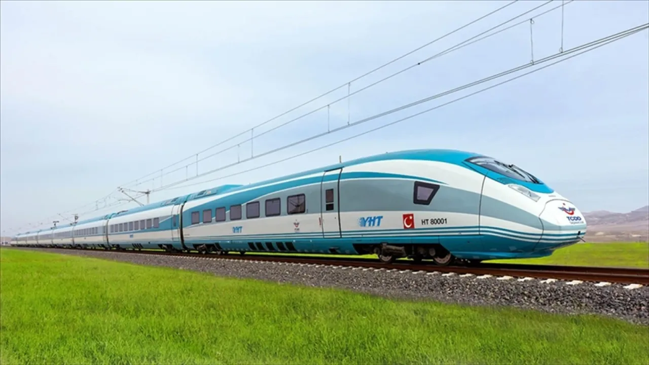 Demir yollarında rekor yıl: Yolcu sayısı nüfusun 3 katını aştı