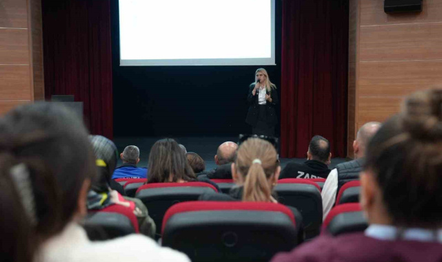 Doğru iletişim teknikleri ve stres yönetimi anlatıldı