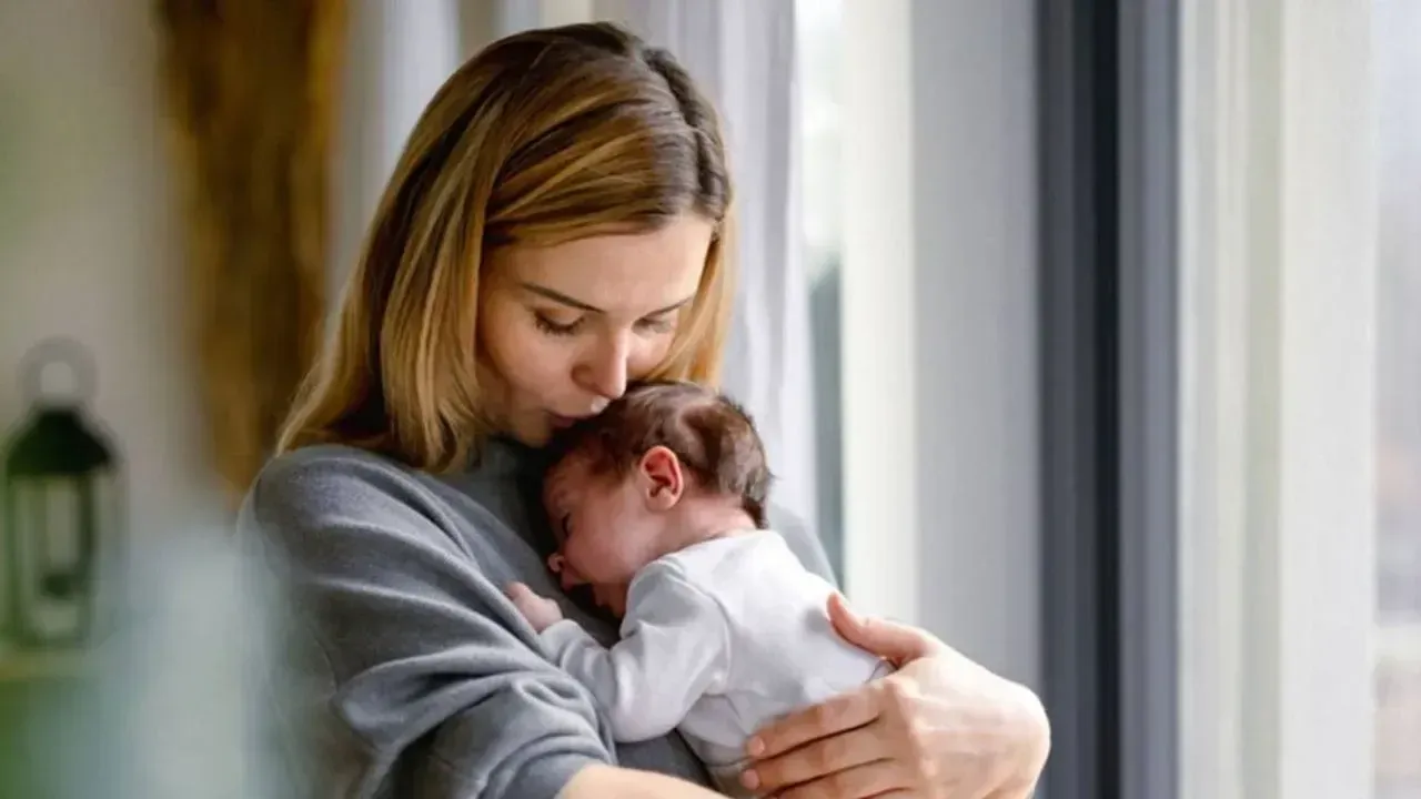 Doğum izninde büyük artış: Anneler için süre 6,5 aya çıkıyor