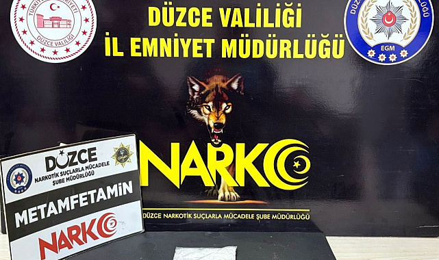 Düzce'de 100 gram uyuşturucu ele geçirildi, 3 kişi tutuklandı