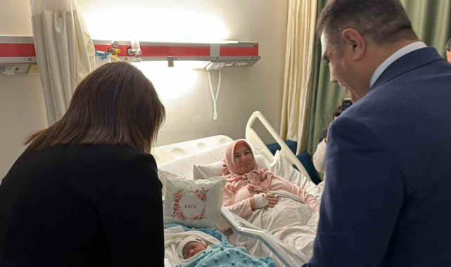 Düzce'de 2025 yılının son bebeği ve yeni yılın ilk bebeği aileleri heyecanlandırdı