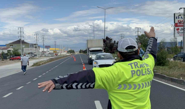 Düzce'de denetimlerde 218 araç trafikten men edildi